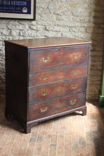 Rare 19th century Campain chest retaining its Documentation