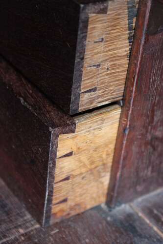 Rare 19th century Campain chest retaining its Documentation
